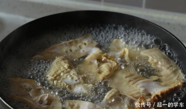 鱿鱼干|这菜一年四季都可以吃,开胃促食欲,每次做米饭都要多蒸两碗