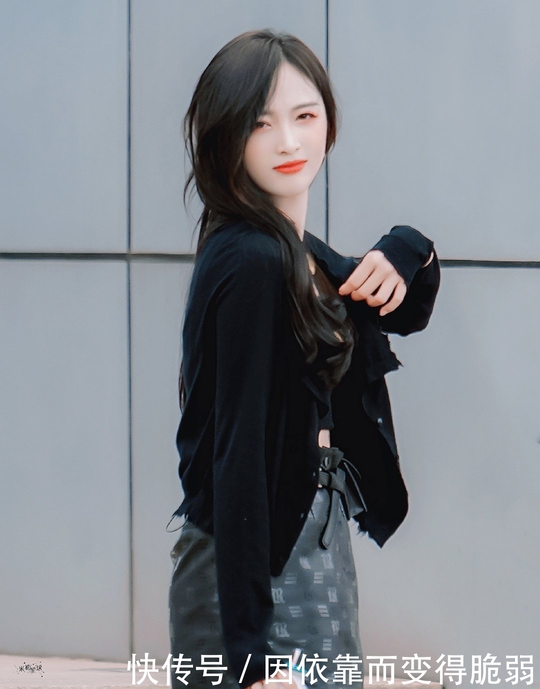 驾考|吴宣仪微博改名,粉丝在线催促驾考多背题