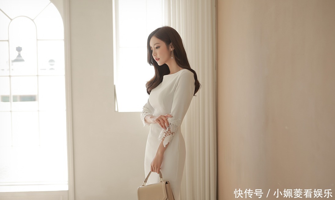  雕花|孙允珠：T-nani白莲染彩古典雕花仙美职业装