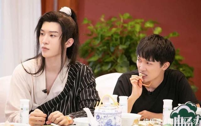 男团|百分九男团解散后纷纷寻出路,蔡徐坤专注音乐,没资源的大有人在