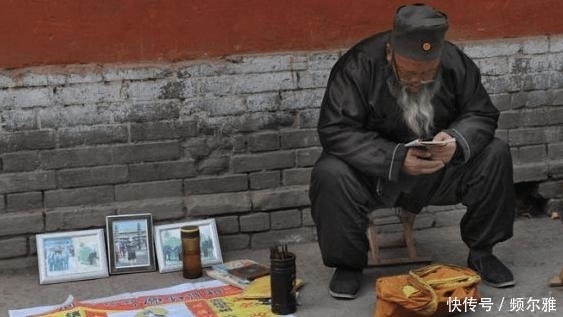  找到|老公车祸入院花费巨大, 媳妇找到肇事司机出钱治疗, 老公走出医院却看到一幕谎言