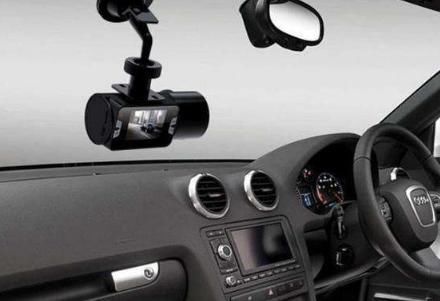 行车|因行车记录仪被交警扣12分,车主才知违反这两个条件,统统重罚