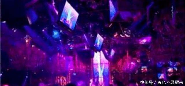 大型酒吧|在酒吧里大喊一次“这轮酒我买单”, 身上大概需要准备多少钱!