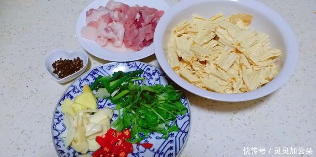 特别|这道家常菜咸鲜味浓,营养丰富,做一大盘都不够吃,特别适合下饭