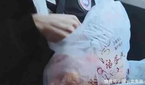 农村|《变形计》迎来首位不叛逆少年,看到他带给农村家庭的礼物后,网友:吃不起