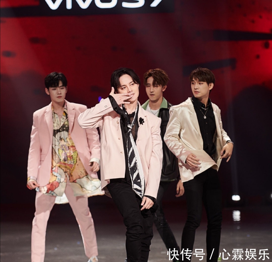  一剪梅|快本尹正和R1SE同台热舞，尹正的BGM终于不再是一剪梅了