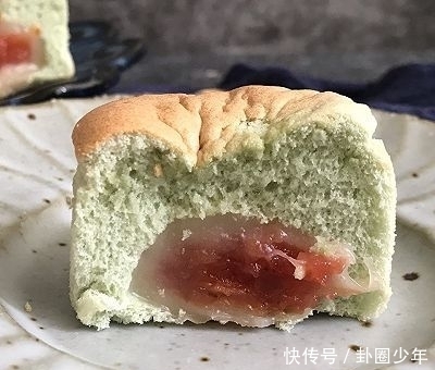  爆浆|#网红美食我来做#Q弹麻薯巧克力爆浆小蛋糕