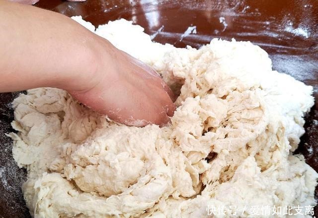 步骤|卖馒头的大妈说漏嘴,发面时多加一样,馒头又香又白,越吃越好吃