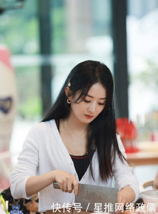 相关|赵丽颖《中餐厅》第11期相关物料送达 小赵经理暖心制作爱心餐