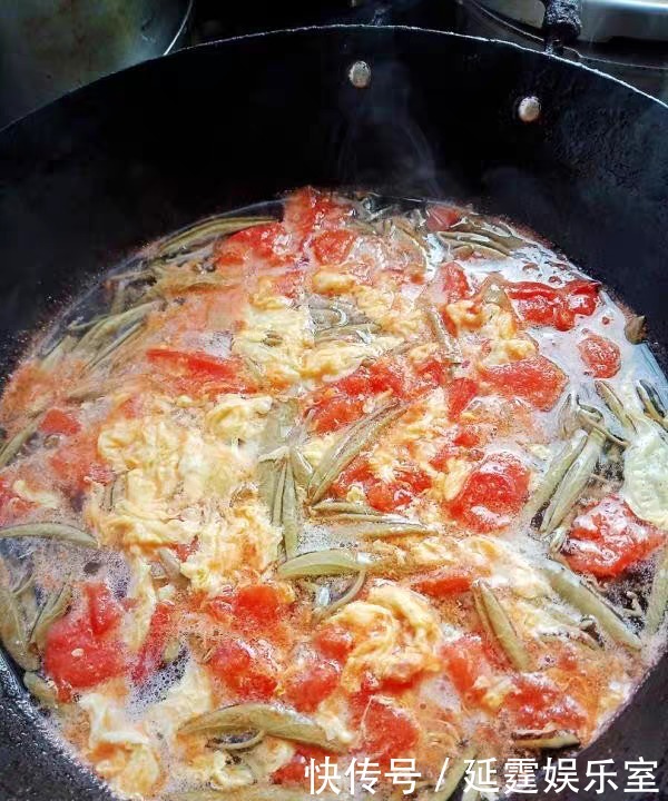 湿气|这汤喝到出伏,隔天喝一碗,湿气消失了,比鸡汤鲜,精气神倍儿棒