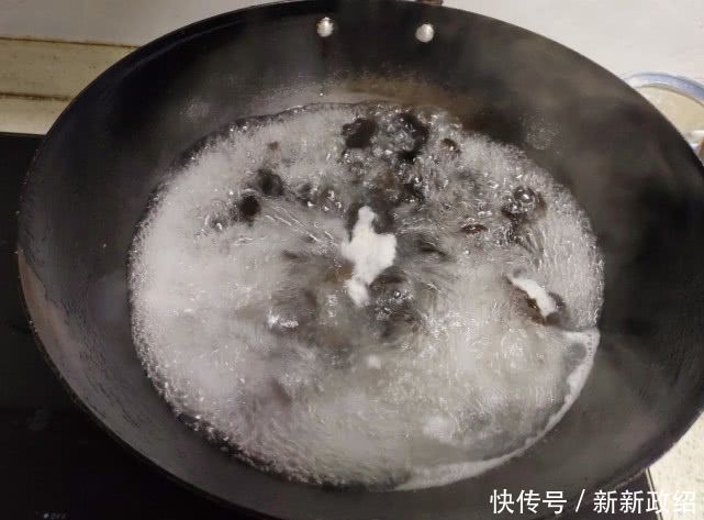 黑木耳|懒人最喜欢的黑木耳做法,简单快速,清脆爽口,三分钟就能上桌