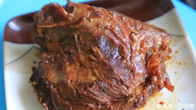  好吃|大厨伯伯教我做酱牛肉，只需要三步，软嫩筋道，比卤肉店卖的好吃