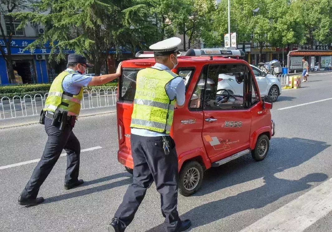 摩托车|摩托车、电动车注意了,全区40天交通秩序整治行动开始了