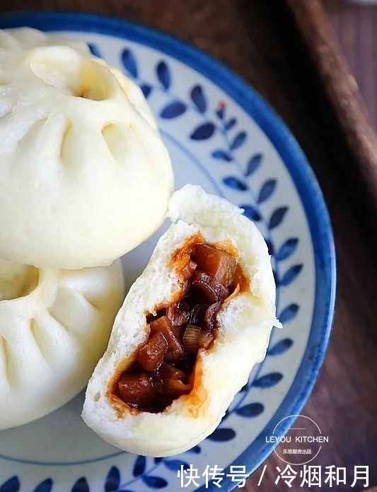 茄子|纯素馅大包子,比肉馅的汤汁丰富,吃着更香