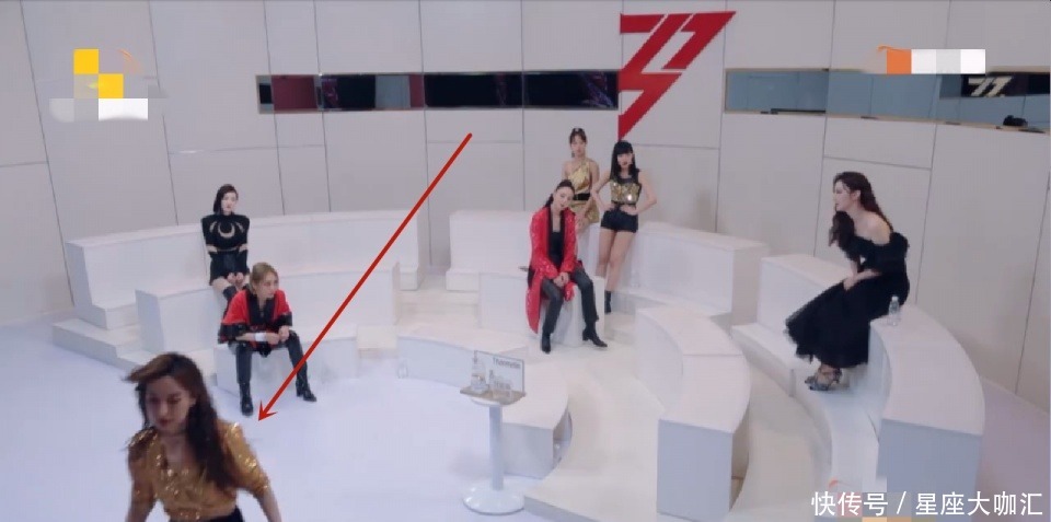 淘汰|王霏霏让《宽面》组送行,伊能静不送钟丽缇却送沈梦辰,宁静的做法再次圈粉