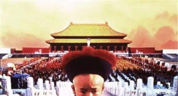 摆错|一位老人参观故宫说照片摆错，专家说不懂装懂，老人大怒那是我爹！