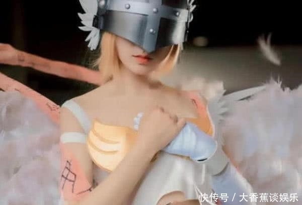 身材|00后高中生cos“天女兽”,身材火爆神还原,网友:求别摘面具!