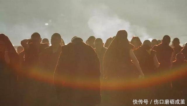 纳兰容若|男不读纳兰容若,女不读仓央嘉措