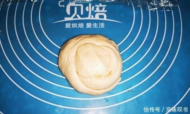  馒头|早餐饼的新方法比馒头软，比油条更健康。很简单。