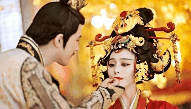 于武则天|李世民武则天十一年未有子嗣,与李治七天怀有龙种,史官羞于记载
