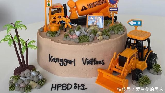 runningman|runningman最新资讯李光洙参加慈善义卖,小好生日趴