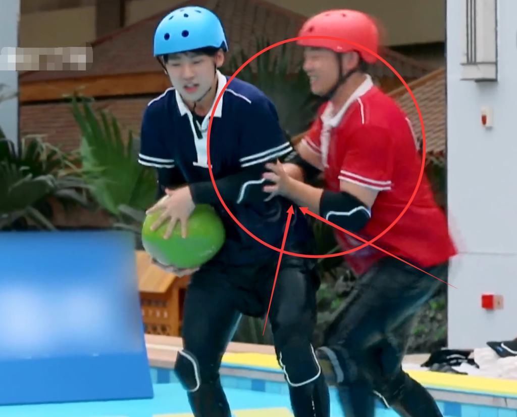 大林子|郑恺推郭麒麟下水,蔡徐坤的反应,暴露两人真实关系