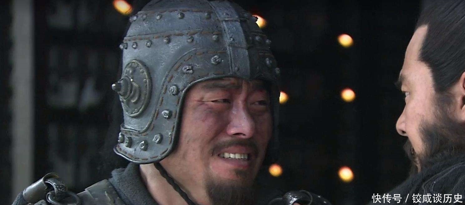 曹操|张飞一矛将许褚刺下马,勉强活下来的许褚,后来还敢狂妄吗?