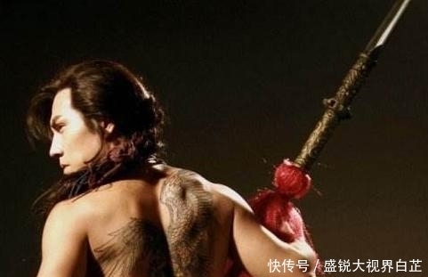  央视版|为什么说和央视版水浒相比, 新版燕青的纹身更漂亮