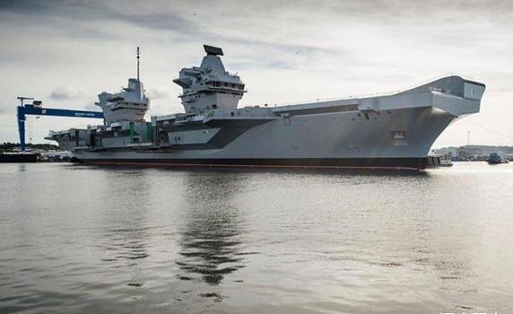 军费|张召忠预言再次应验!此国6万吨航母掏空国库,沦为不中用的摆设