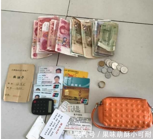 钱包|68岁残疾大爷手速不输年轻人，5秒钟一个钱包，人称“盗中神手