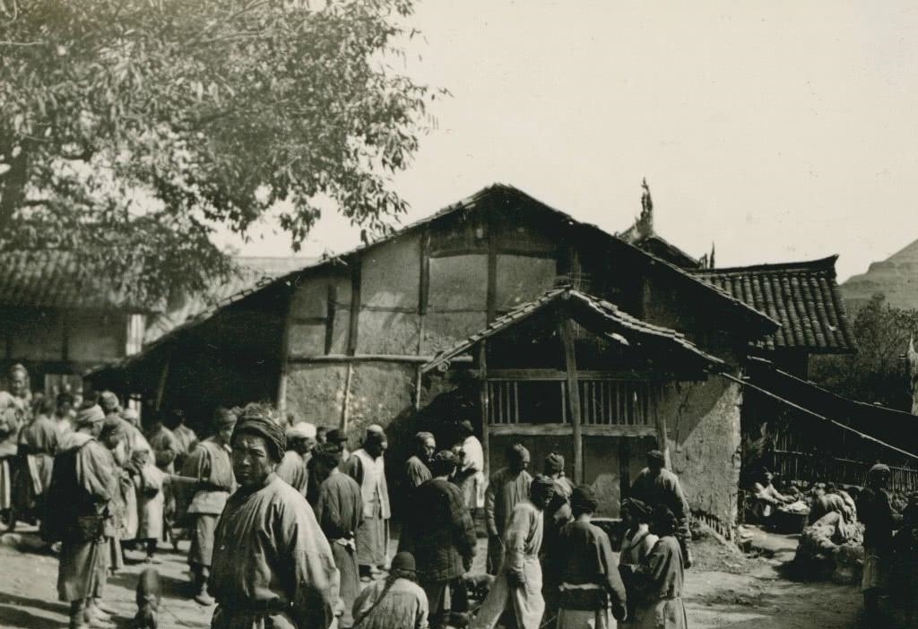  因谋逆|古人因谋逆被判诛九族后，族人为何都不选择逃跑？换做是你也不会跑