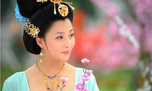 专家|隐藏千年的杨贵妃真正死因被揭晓,专家:并非自缢,死因却太凄惨