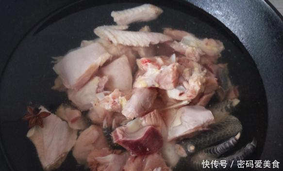 下饭|土豆和鸡块搭配做美食,土豆软烂,鸡块入味,超级下饭家人都喜欢