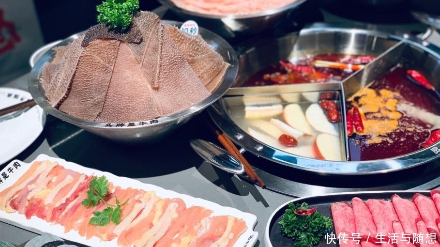 正面|太想成为海底捞了,九毛九开火锅店,切入海底捞赛道,正面对抗