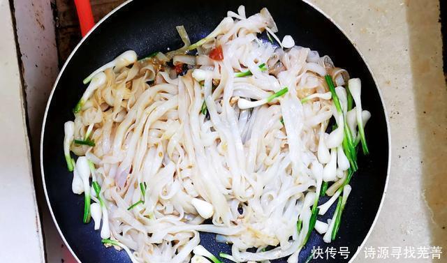 秘诀|素炒河粉,根根均匀的粘满酱油且不断,秘诀看这里
