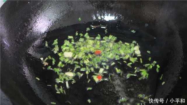  大白菜|冬天, 这菜人人爱, 2块钱一大碗, 每天炖一锅, 百吃不厌