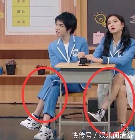 节目|有种“神同步”叫关晓彤华晨宇,看到两人玩游戏时的动作,真有默