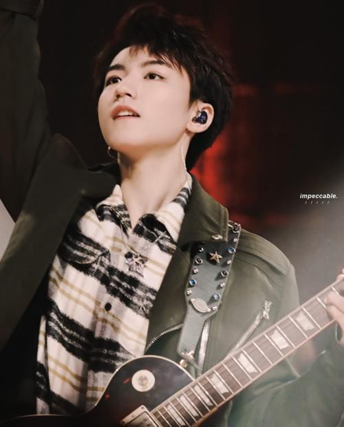  VS|王俊凯VS华晨宇新歌都带这一个字，难道是心有灵犀