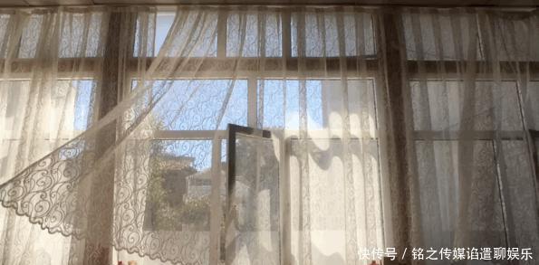  富婆|男子被15位富婆包养，月入百万，我却看到无数女人最难以启齿的痛