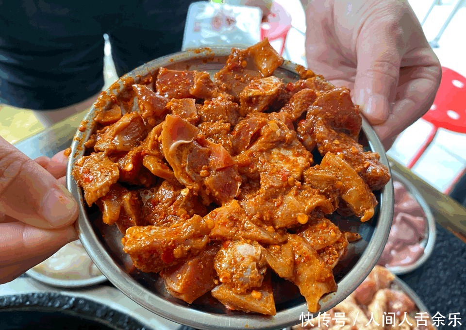 烤锅|脾气挺大的烤肉苍蝇馆 被骂哭了都要吃?