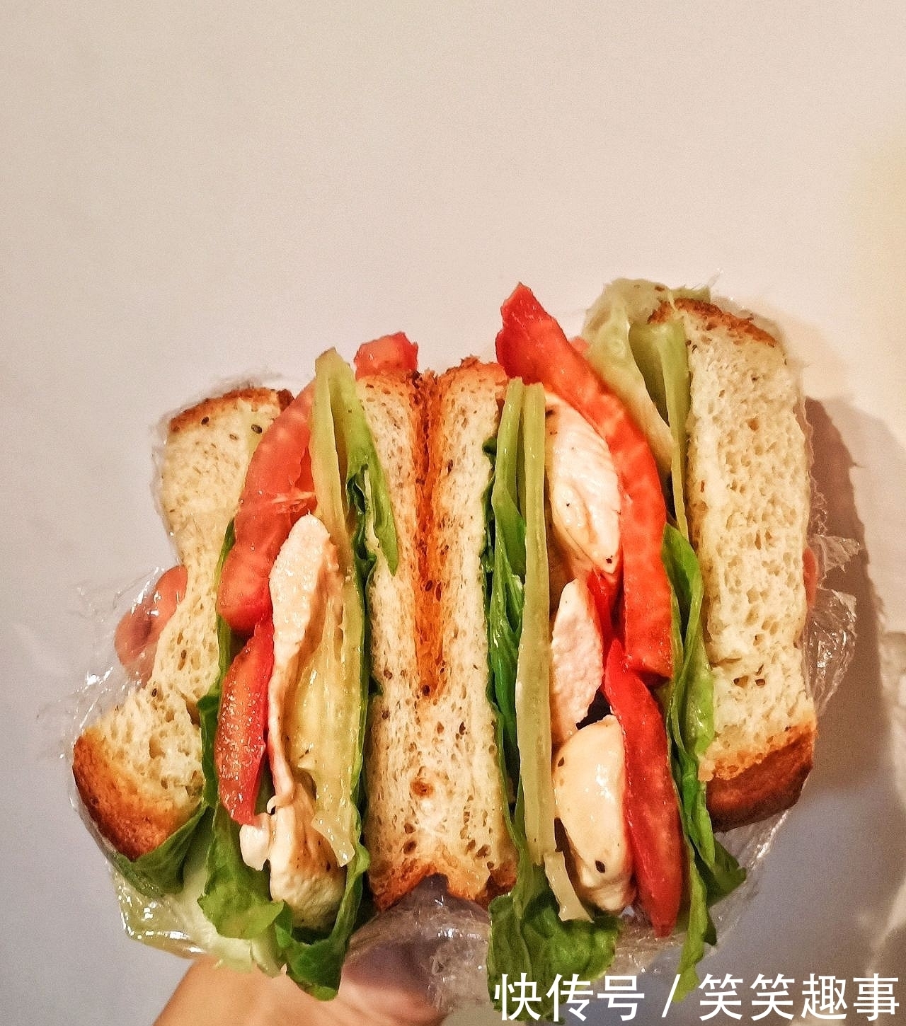 三明治|减肥必备——鸡胸肉三明治(超快手)