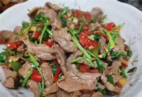 牛肉都|同样是牛肉,为啥西餐吃一块牛排就饱,中国火锅吃两盘牛肉还不够