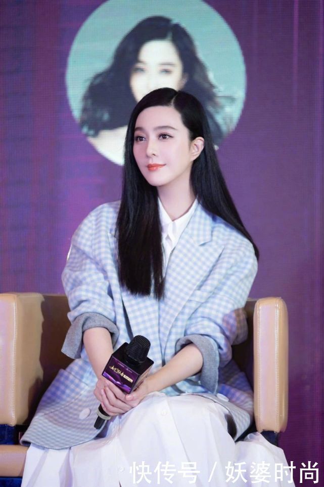  老态|昔日女神真败了？与网红第一女神合照老态明显，素颜出镜面色憔悴