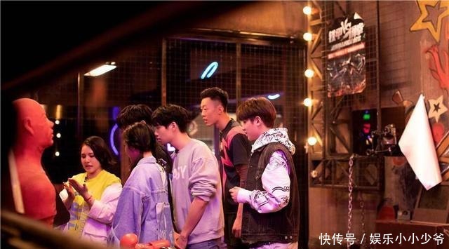 综艺节目|杨幂吓到倒地不起,邓伦跑出镜头外,高能场面观众直呼受不了