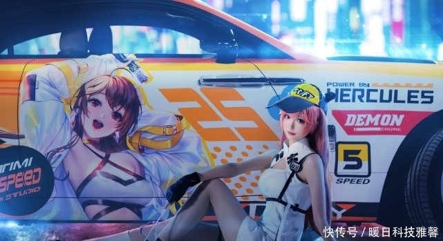 改造|硬核玩家将劳斯莱斯改造成“痛车”,真是高成本的二次元