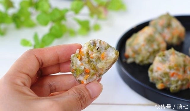 吃蔬菜|大家都蒸馒头,我却最爱此物,不用发酵不揉面,清爽香糯吃不厌!