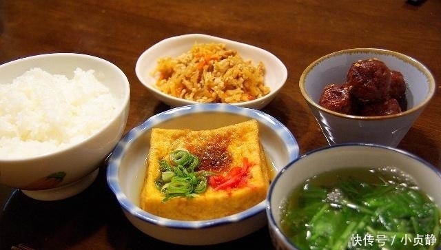 带饭|上班族如何带饭才能营养又健康做到这3点,比外卖便宜好吃