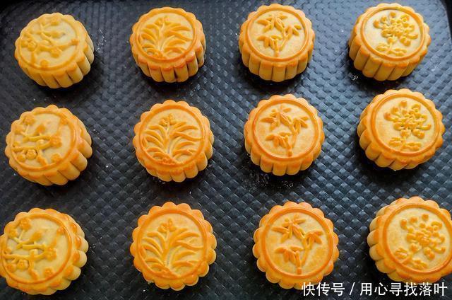 少许|月饼中的“小王牌”,「广式豆沙月饼」