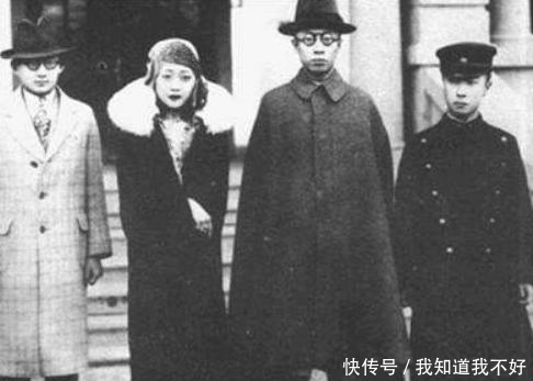 丈夫|她与丈夫登报离婚，后嫁仓库保管员，临终前，丈夫才知她真实身份