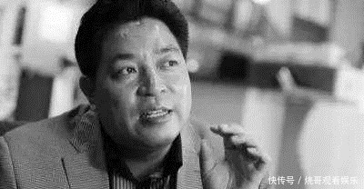 永不|“乞丐”富翁何荣峰，一饭之恩永不忘！21年后100万现金报答